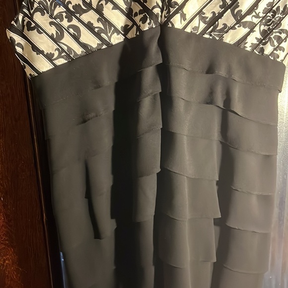 PLUS SIZE HOST PICK - B&W Bandage Dress Size 14W - Picture 4 of 5